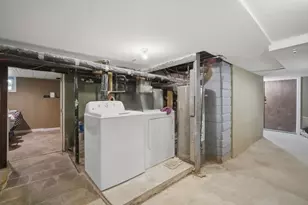 102-104 Cambridge St, Springfield, MA 01109 - Photo 32