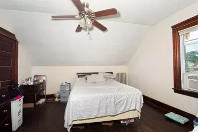 7 Clarence St, Worcester, MA 01610 - Photo 16
