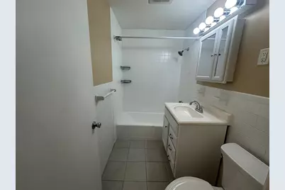 43 Jacqueline Rd #12, Waltham, MA 02452 - Photo 8