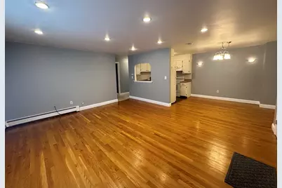 43 Jacqueline Rd #12, Waltham, MA 02452 - Photo 4