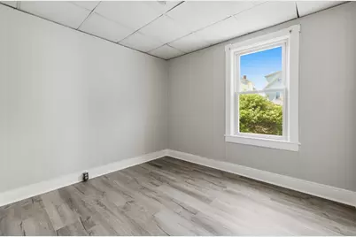 143 Division St, New Bedford, MA 02744 - Photo 12