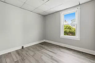 143 Division St, New Bedford, MA 02744 - Photo 12