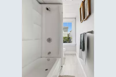 143 Division St, New Bedford, MA 02744 - Photo 14