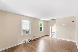 127 Sunnyside Ave, Arlington, MA 02474 - Photo 4