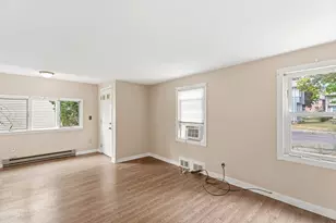 127 Sunnyside Ave, Arlington, MA 02474 - Photo 6