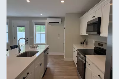 480 Wareham St #22, Middleborough, MA 02346 - Photo 4