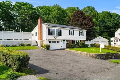 104 Spring View Drive, Lynn, MA 01904 - Photo 2