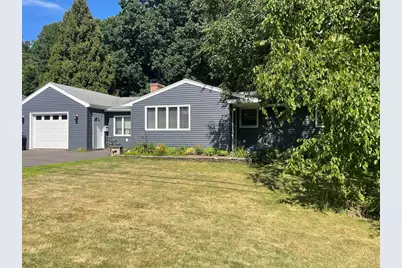 10 Brenan St, Holyoke, MA 01040 - Photo 2