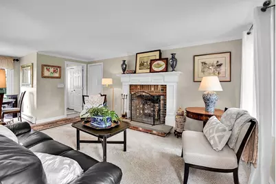 82 Bellingham Rd, Blackstone, MA 01504 - Photo 12