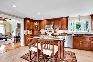 82 Bellingham Rd, Blackstone, MA 01504 - Photo 6