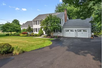 82 Bellingham Rd, Blackstone, MA 01504 - Photo 2