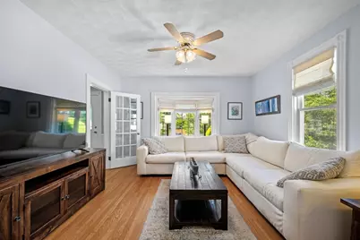 18 Nahant St, Wakefield, MA 01880 - Photo 4