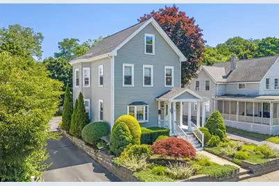 18 Nahant St, Wakefield, MA 01880 - Photo 2