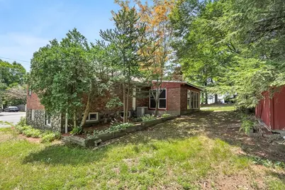 257 Cross St, Winchester, MA 01890 - Photo 34