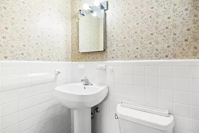 257 Cross St, Winchester, MA 01890 - Photo 22