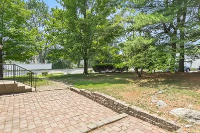 257 Cross St, Winchester, MA 01890 - Photo 36
