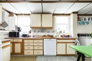 28 Cambridge Terrace, Cambridge, MA 02140 - Photo 8