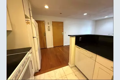 70 Lafayette #27, Chelsea, MA 02150 - Photo 4