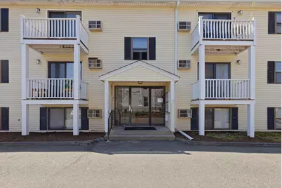 15 Houghton St #6, Worcester, MA 01604 - Photo 1