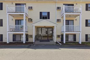 15 Houghton St, Worcester, MA 01604 - Photo 1