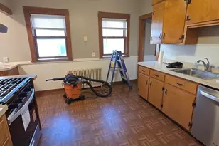 6-8 Hoyle, Norwood, MA 02062 - Photo 2