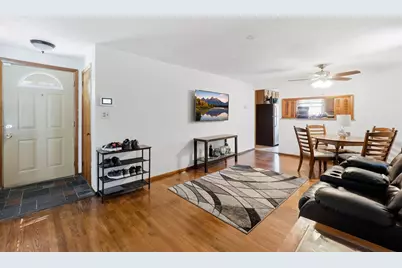 75 Knollwood St, Springfield, MA 01104 - Photo 4
