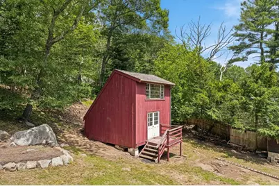 62 Bennett St S, Gloucester, MA 01930 - Photo 8