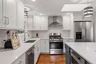 25 Glenwood Rd, Tewksbury, MA 01876 - Photo 4