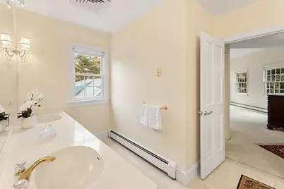 16 Longmeadow Rd, Milton, MA 02186 - Photo 18