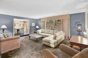 208 Tanglewood Dr, Longmeadow, MA 01106 - Photo 6