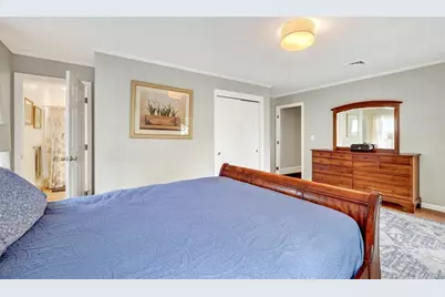 38 Miller St, Medfield, MA 02052 - Photo 14