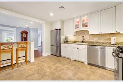 38 Miller St, Medfield, MA 02052 - Photo 10
