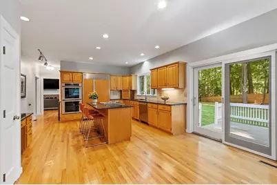 10 Wingate Ln, Acton, MA 01720 - Photo 4