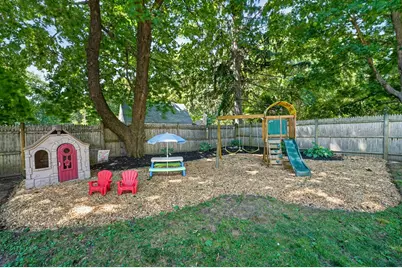 195 Pond St, Weymouth, MA 02190 - Photo 4