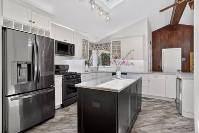 66 Sewall St, Shrewsbury, MA 01545 - Photo 10