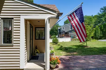 66 Sewall St, Shrewsbury, MA 01545 - Photo 12