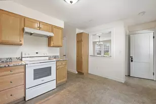 17 Rollinson Rd, Worcester, MA 01606 - Photo 12