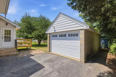17 Rollinson Road, Worcester, MA 01606 - Photo 4
