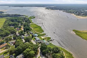 79 Edgewater Dr, Wareham, MA 02571 - Photo 24