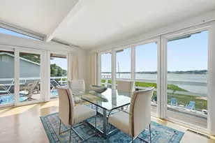 79 Edgewater Dr, Wareham, MA 02571 - Photo 4