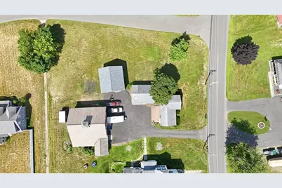 71 Chestnut St, Hatfield, MA 01038 - Photo 32
