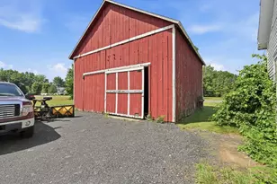71 Chestnut St, Hatfield, MA 01038 - Photo 30