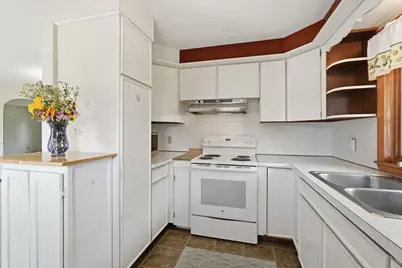 71 Chestnut St, Hatfield, MA 01038 - Photo 8