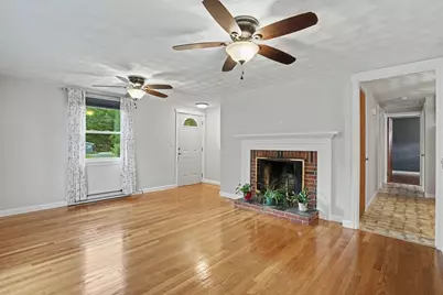 35 Park Forest Rd, Springfield, MA 01118 - Photo 16
