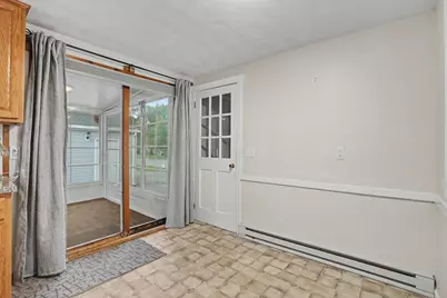 35 Park Forest Rd, Springfield, MA 01118 - Photo 30