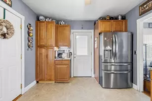 104 Fisher St, North Attleboro, MA 02760 - Photo 8