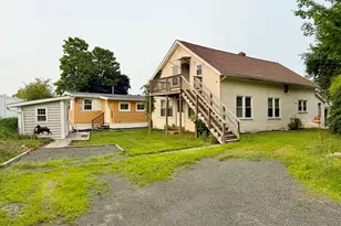 70 Klondike Ave, Westfield, MA 01085 - Photo 2