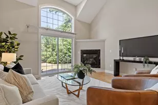 62 Terry Ln, Plainville, MA 02762 - Photo 4