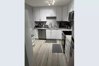 595 Revere Beach Pkwy #33, Revere, MA 02151 - Photo 4