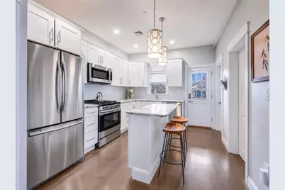 21 Whitney Ave #2R, Beverly, MA 01915 - Photo 1